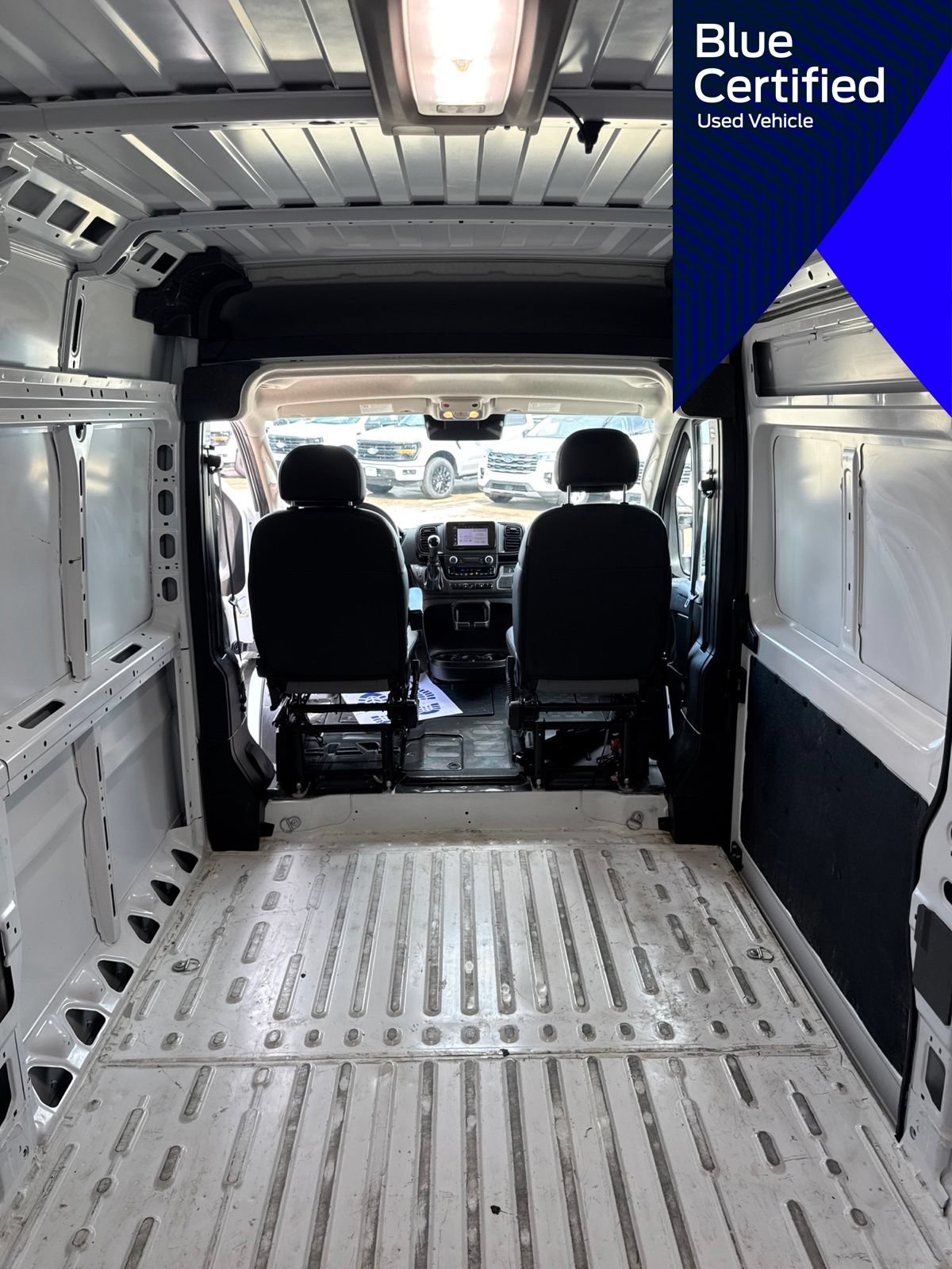 Used 2026 RAM ProMaster 2500 w/ Convenience Group FWD image 36