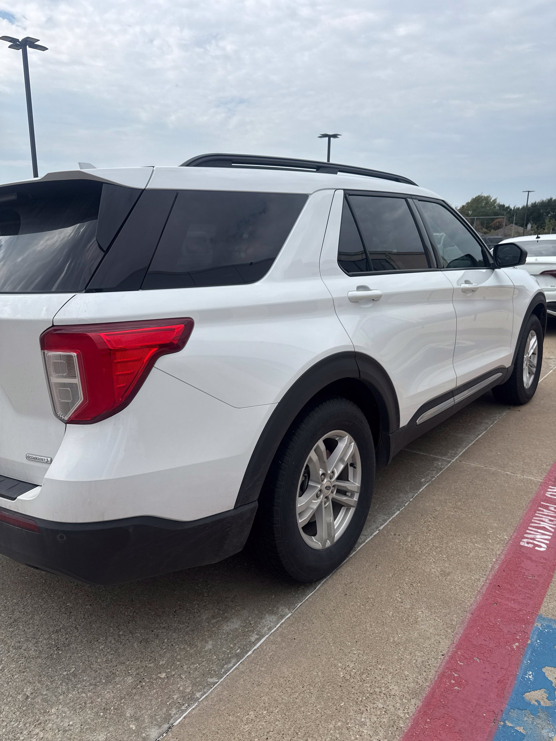 Certified 2020 Ford Explorer XLT RWD image 7