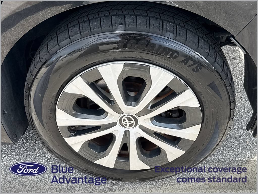 Used 2019 Toyota Prius XLE w/ Advanced Technology Package AWD/4WD image 12