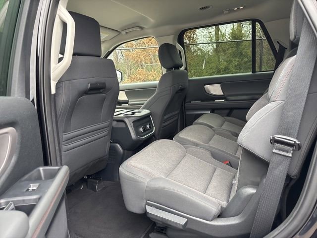 Certified 2025 Ford Expedition Active image 14