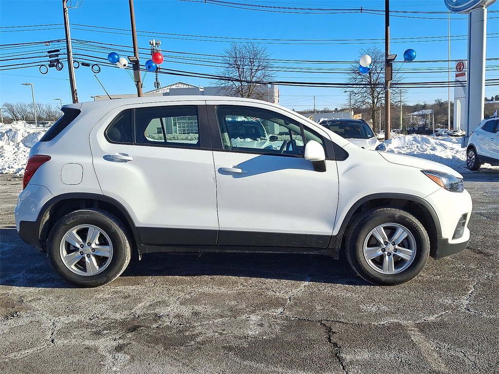 Used 2018 Chevrolet Trax LS image 25