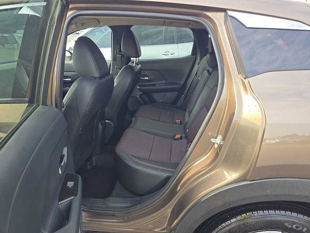 Used 2026 Nissan Kicks SR FWD image 8