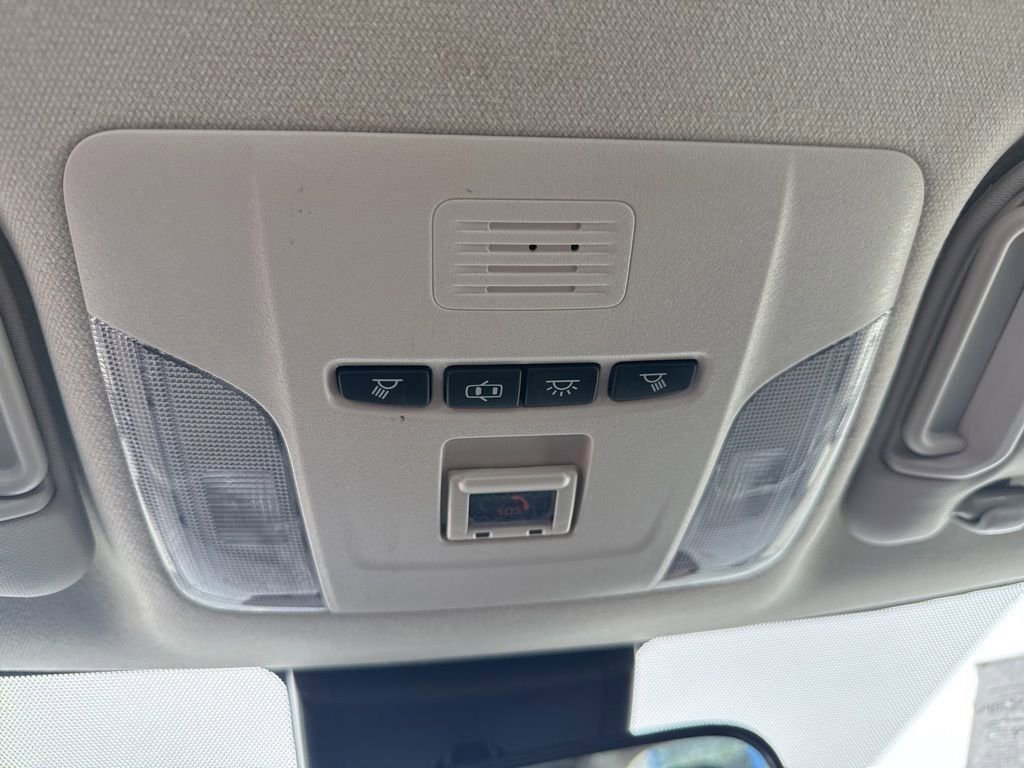 Used 2022 Toyota Corolla LE image 40