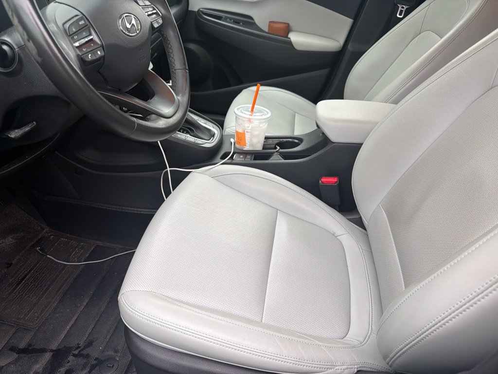 Used 2022 Hyundai Kona Limited AWD/4WD image 13