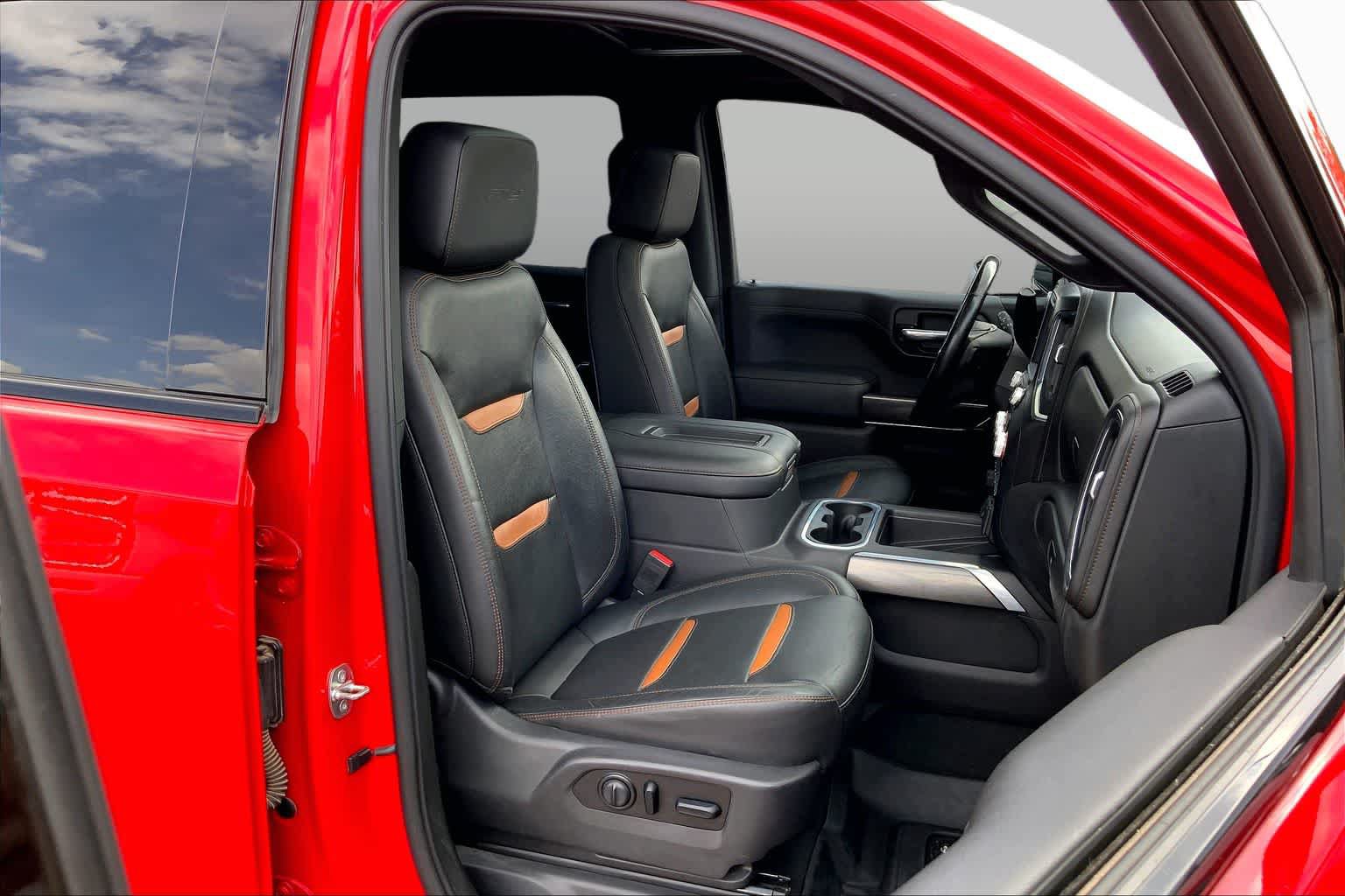 Used 2021 GMC Sierra 1500 AT4 w/ AT4 Premium Package AWD/4WD image 9