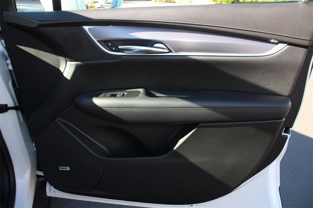 Used 2017 Cadillac XT5 Premium Luxury image 28