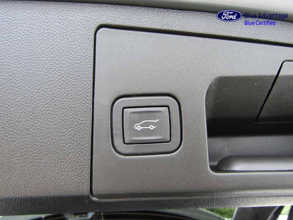 Used 2024 Cadillac XT4 Sport AWD/4WD image 31