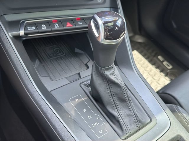 Used 2022 Audi Q3 2.0T Premium Plus AWD/4WD image 17