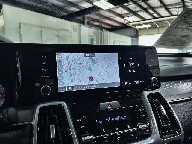 Used 2023 Kia Sorento SX AWD/4WD image 37
