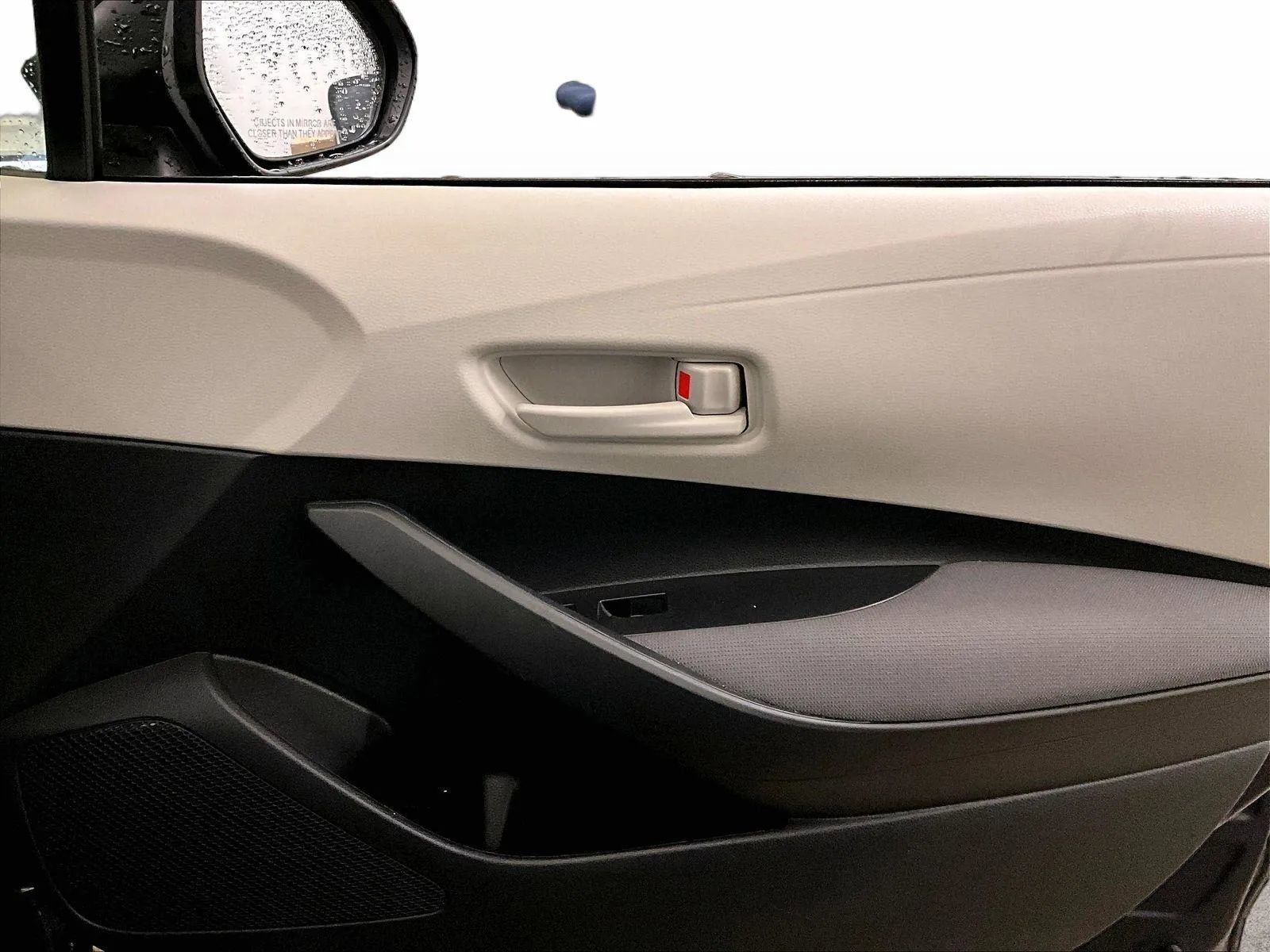 Used 2024 Toyota Corolla LE FWD image 23