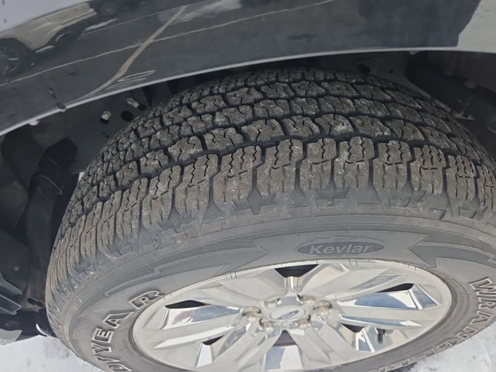 Certified 2018 Ford F150 Lariat w/ Equipment Group 502A Luxury image 16