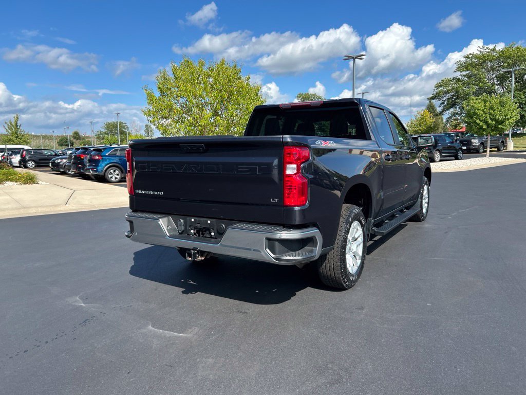 Used 2023 Chevrolet Silverado 1500 LT AWD/4WD image 6