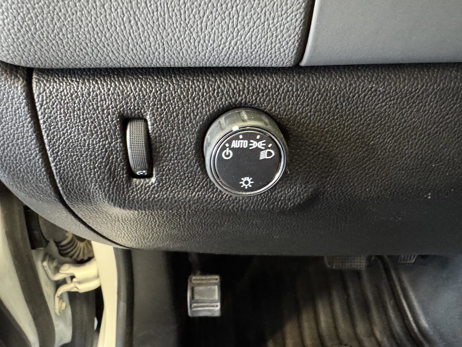 Used 2019 Chevrolet Colorado W/T w/ WT Convenience Package image 20