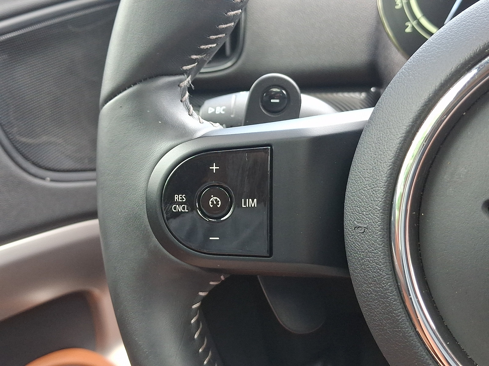 Used 2023 MINI Cooper Countryman S w/ Signature Upholstery Package AWD/4WD image 23