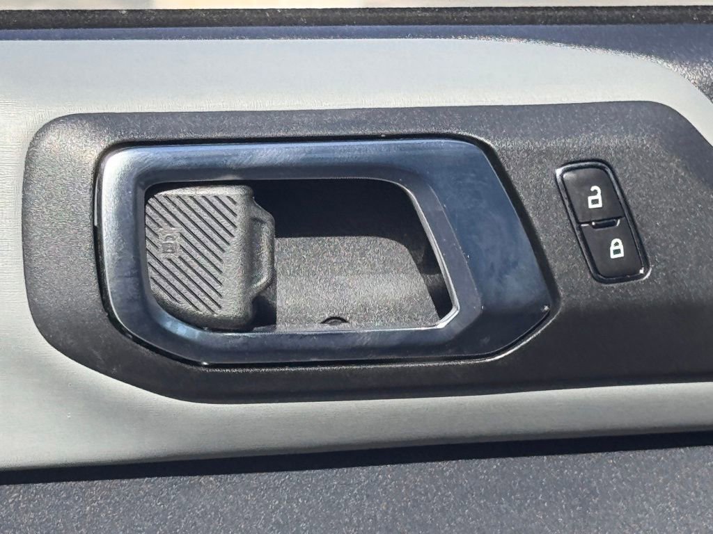 Certified 2023 Ford Bronco Badlands AWD/4WD image 16