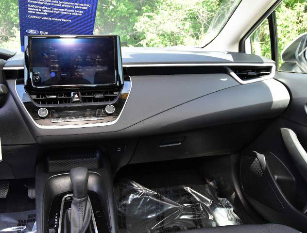 Used 2023 Toyota Corolla LE FWD image 18