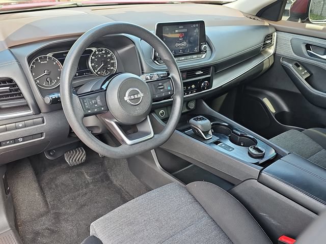 Used 2023 Nissan Rogue SV AWD/4WD image 17