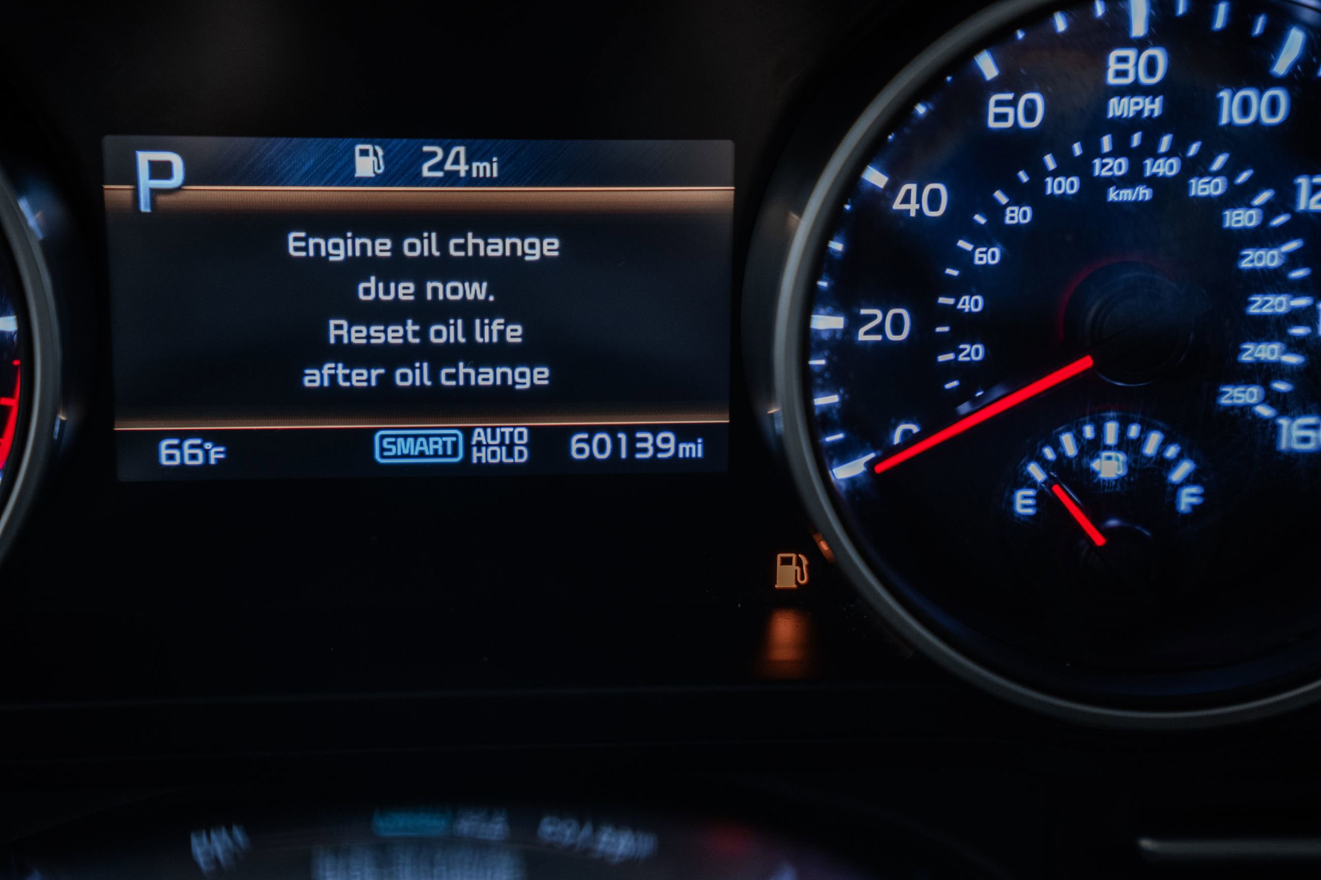 Used 2024 Kia Carnival LX image 43