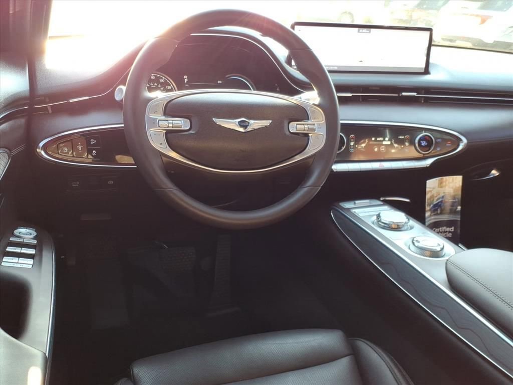 Used 2022 Genesis GV70 2.5T w/ Advanced Package image 14