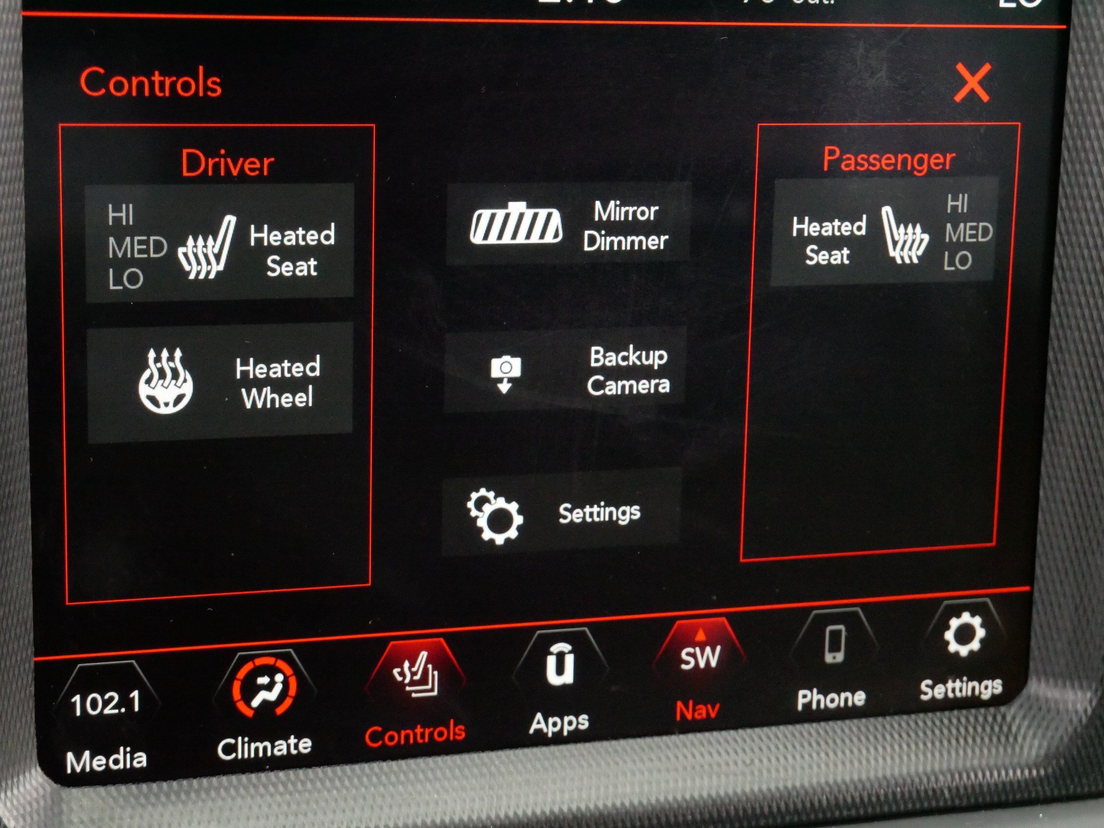 Used 2020 Jeep Wrangler Unlimited Sahara AWD/4WD image 29