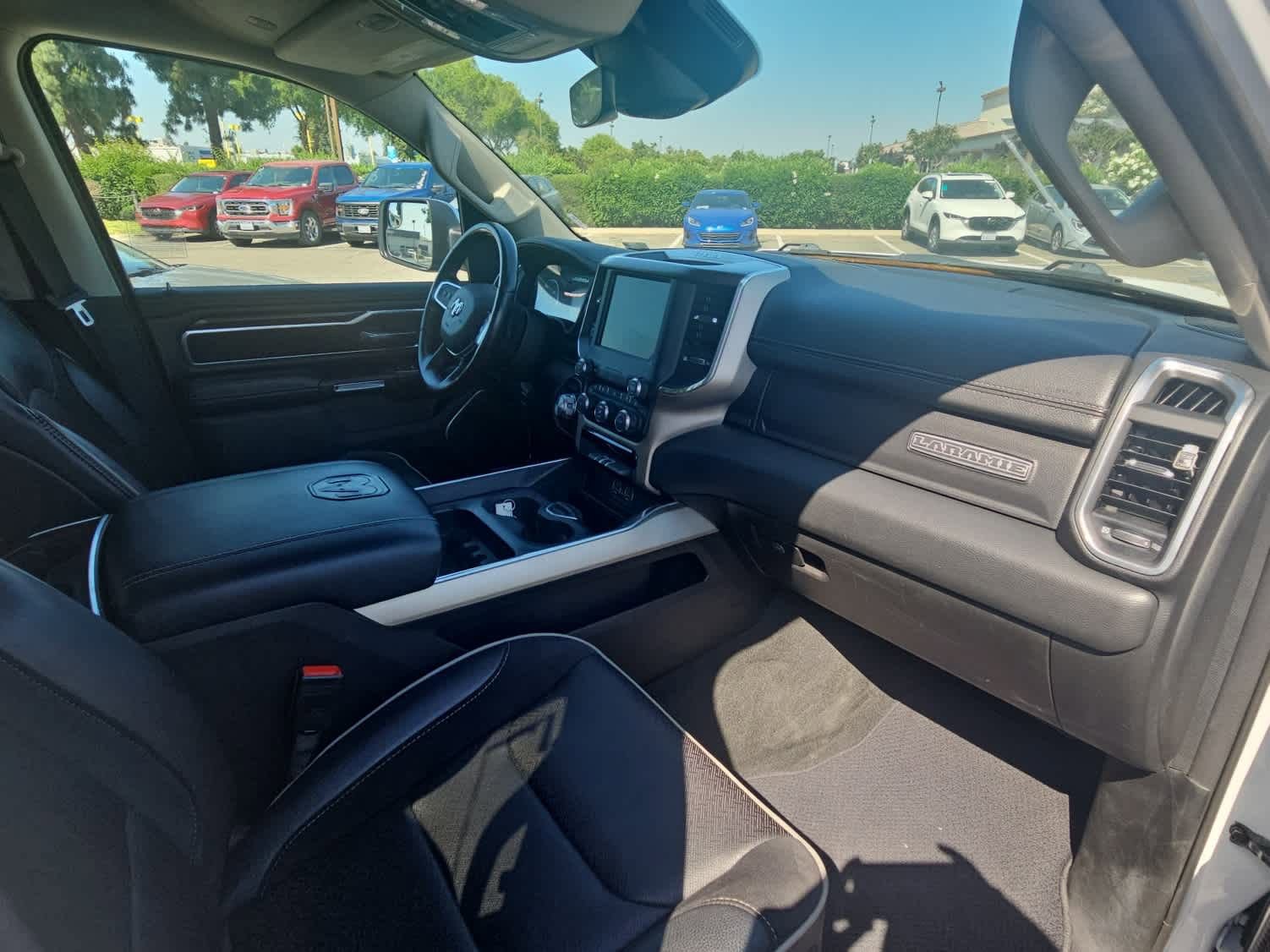 Used 2022 RAM 1500 Laramie AWD/4WD image 13
