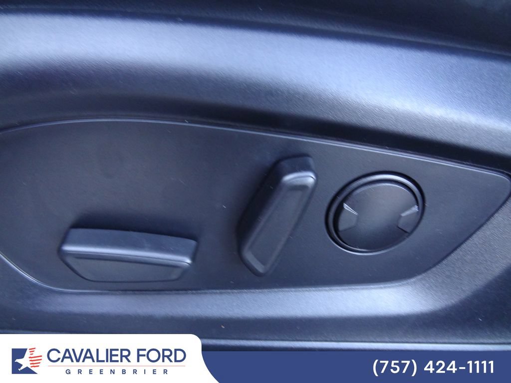 Certified 2025 Ford Explorer ST-Line AWD/4WD image 7