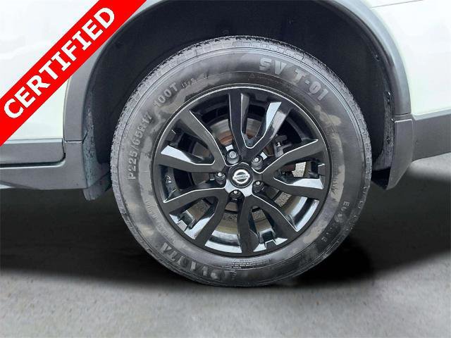 Used 2020 Nissan Rogue SV image 27