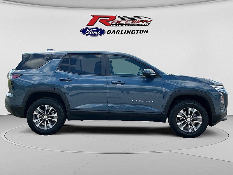 Used 2026 Chevrolet Equinox LT FWD image 6
