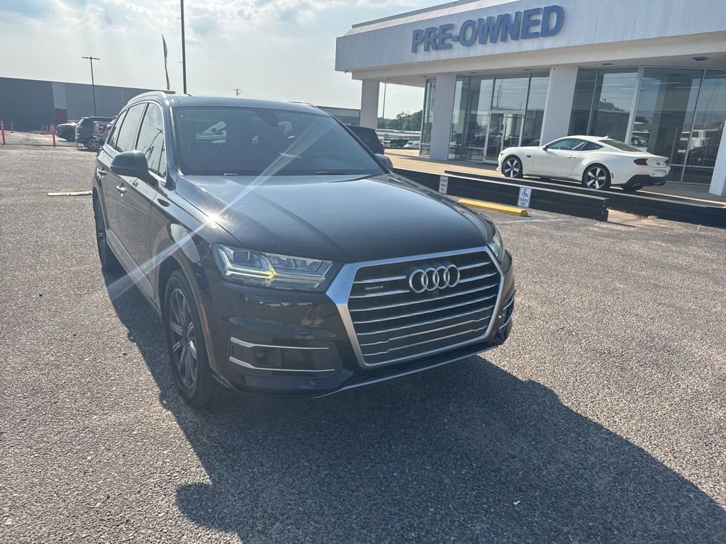 Used 2018 Audi Q7 2.0T Premium Plus w/ Premium Plus Package AWD/4WD image 2