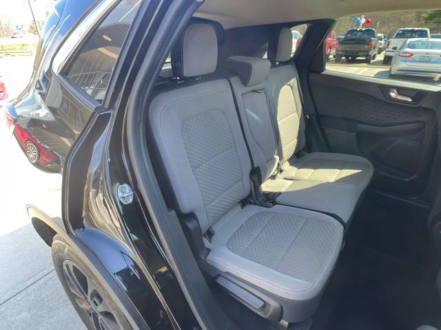 Certified 2020 Ford Escape SE image 31