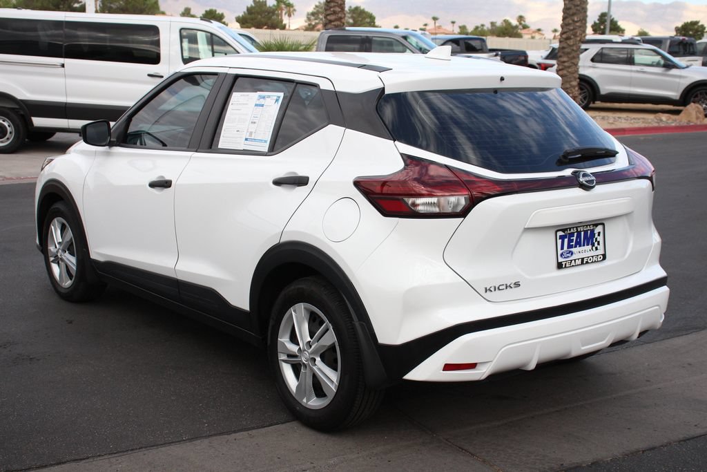 Used 2022 Nissan Kicks S FWD image 5
