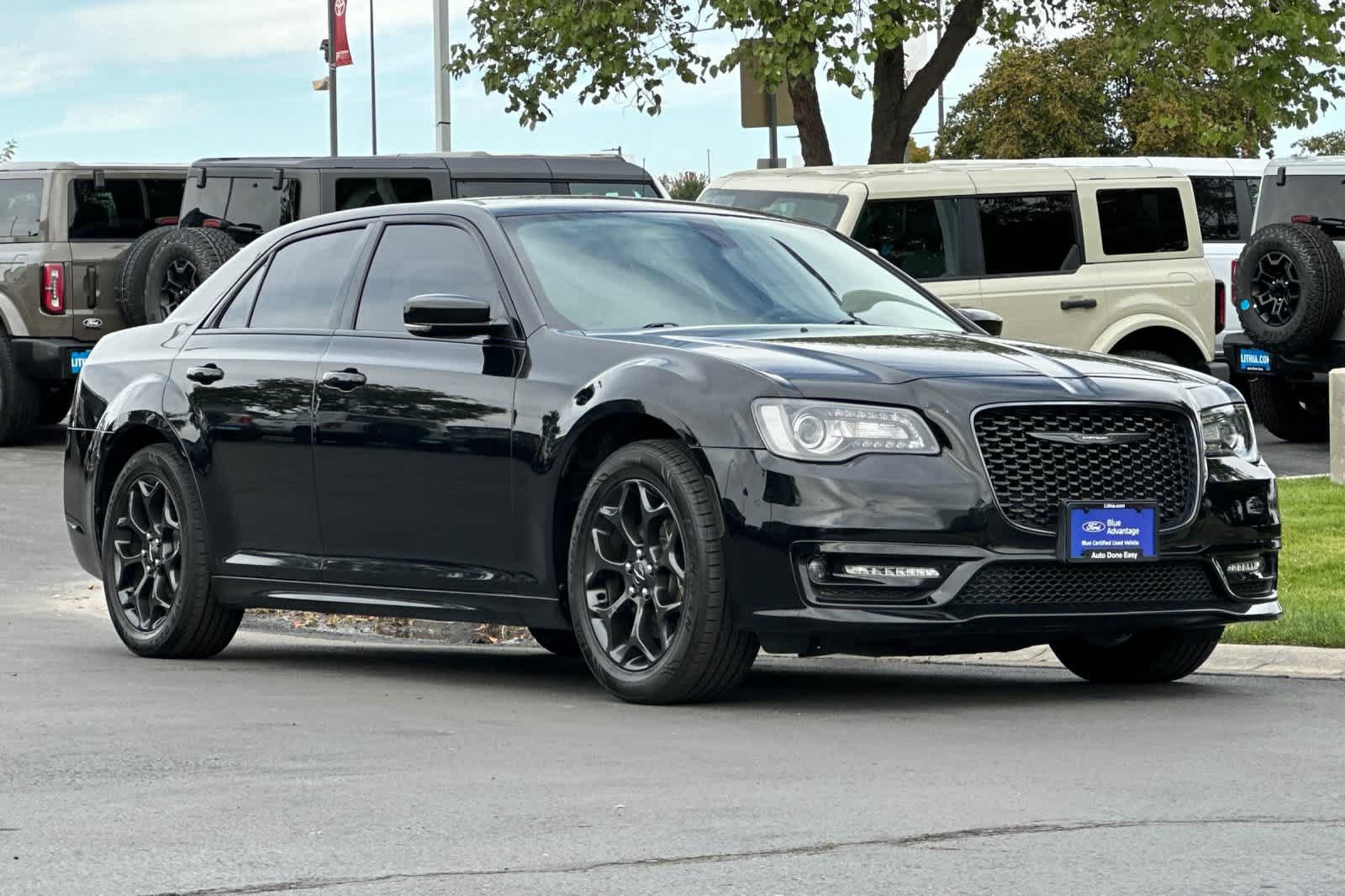 Used 2021 Chrysler 300 Touring L AWD/4WD image 9