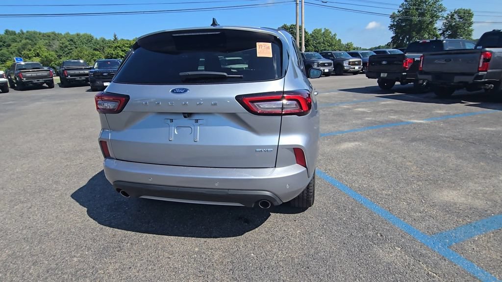 Certified 2023 Ford Escape ST-Line Select w/ Tech Pack #2 AWD/4WD image 18