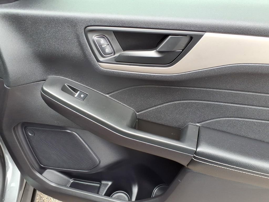 Certified 2022 Ford Escape SE FWD image 5