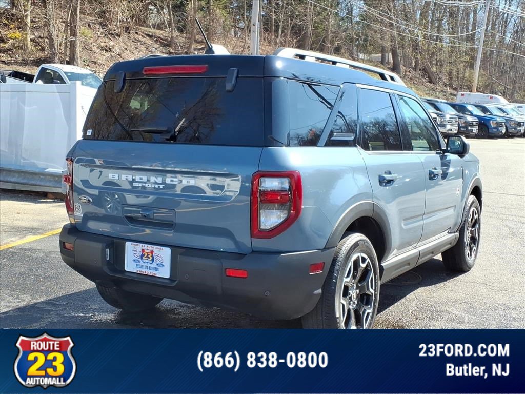 Certified 2025 Ford Bronco Sport Outer Banks w/ Outer Banks Tech Package+ AWD/4WD image 5