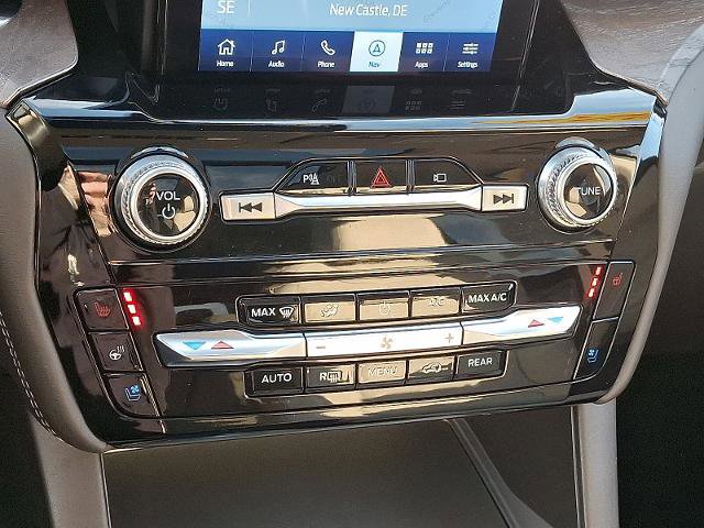 Certified 2023 Ford Explorer Platinum w/ Technology Package image 17