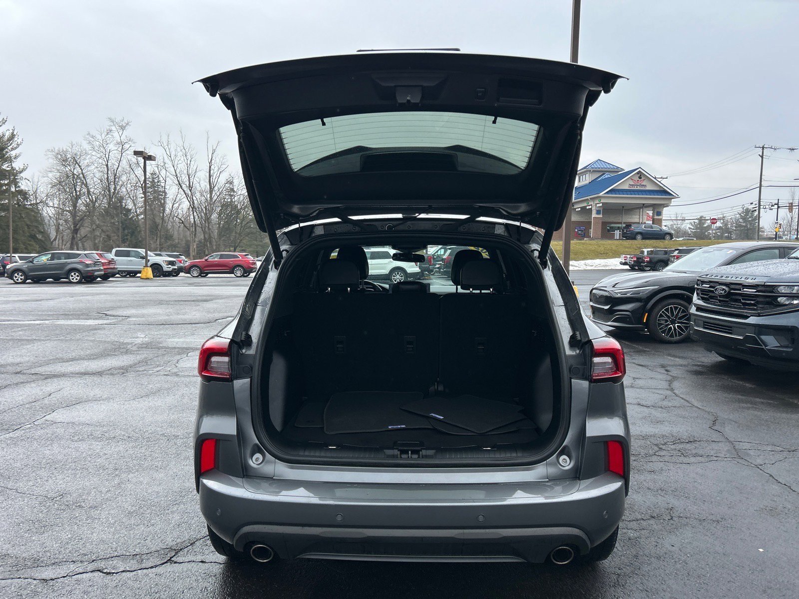 Certified 2023 Ford Escape ST-Line Elite image 12