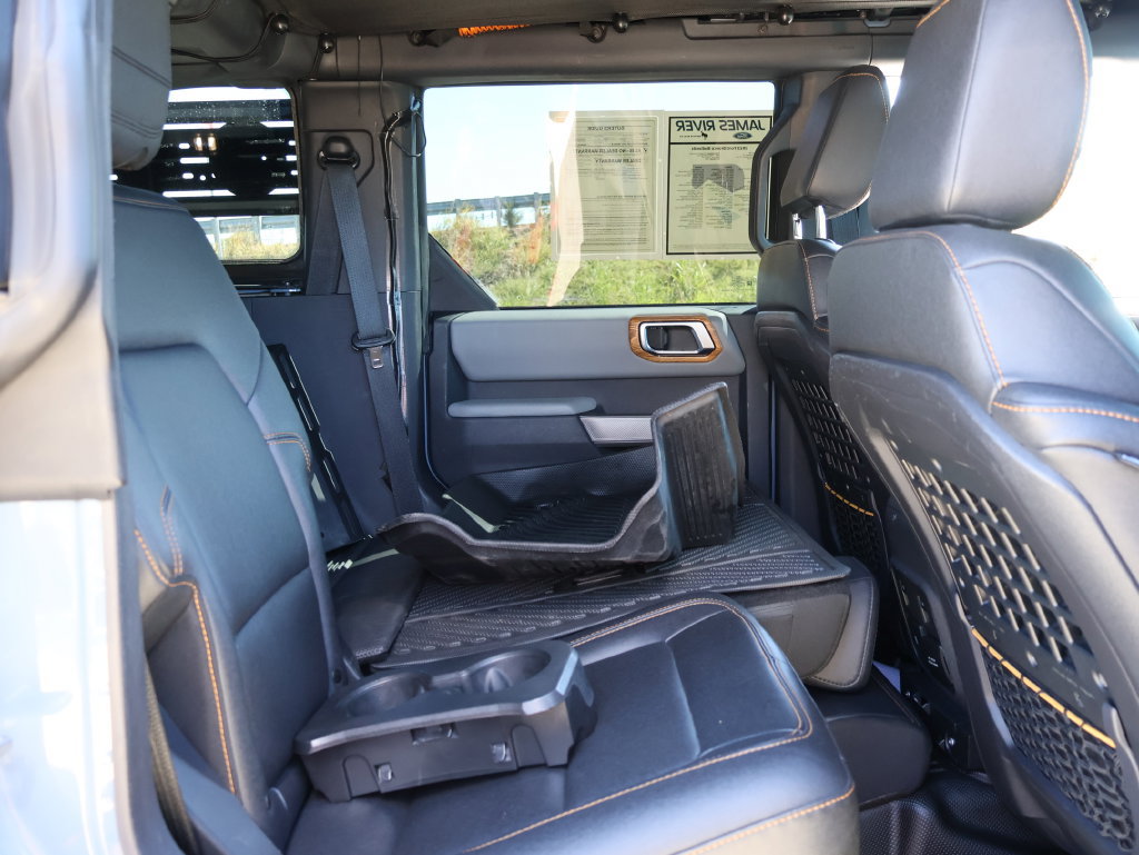 Certified 2023 Ford Bronco Badlands w/ Sasquatch Package AWD/4WD image 13