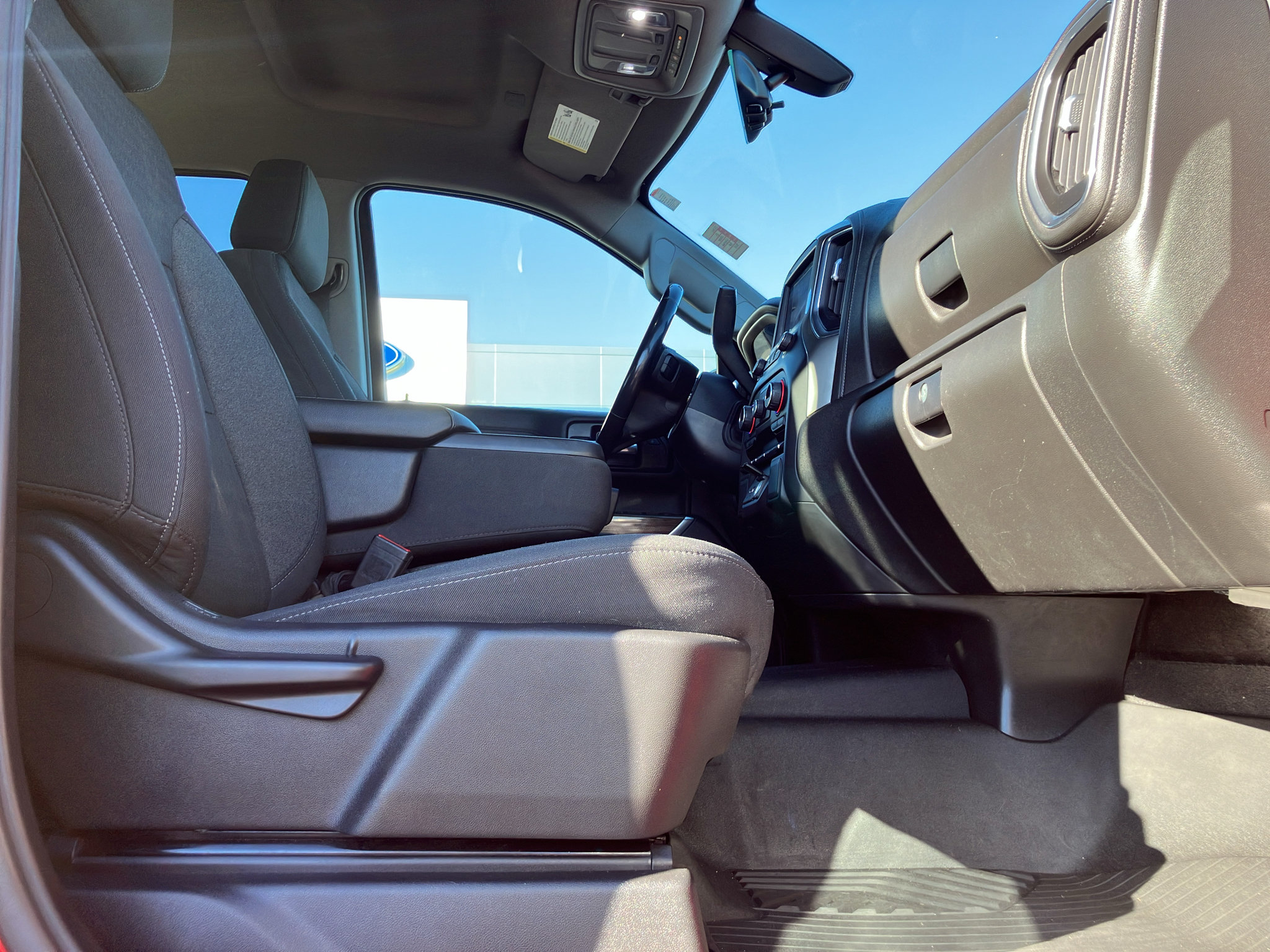 Used 2021 Chevrolet Silverado 1500 RST AWD/4WD image 35