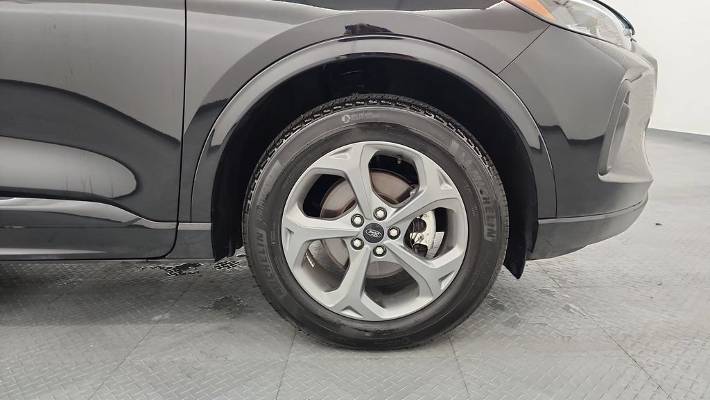 Certified 2024 Ford Escape ST-Line w/ Tech Pack #1 AWD/4WD image 24