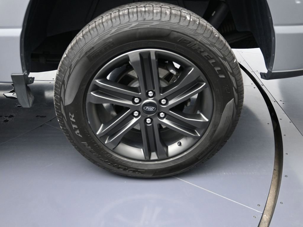 Certified 2021 Ford F150 XLT w/ Equipment Group 302A High image 26