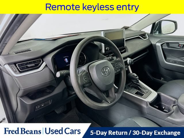 Used 2023 Toyota RAV4 LE AWD/4WD image 12