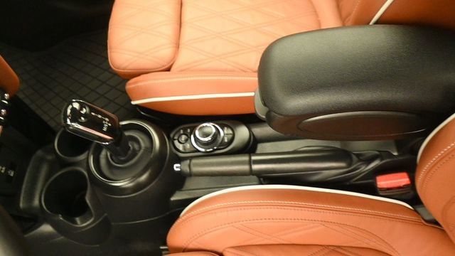 Used 2024 MINI Cooper S FWD image 12