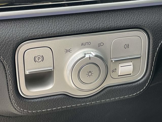Used 2024 Mercedes-Benz GLS 580 4MATIC image 20