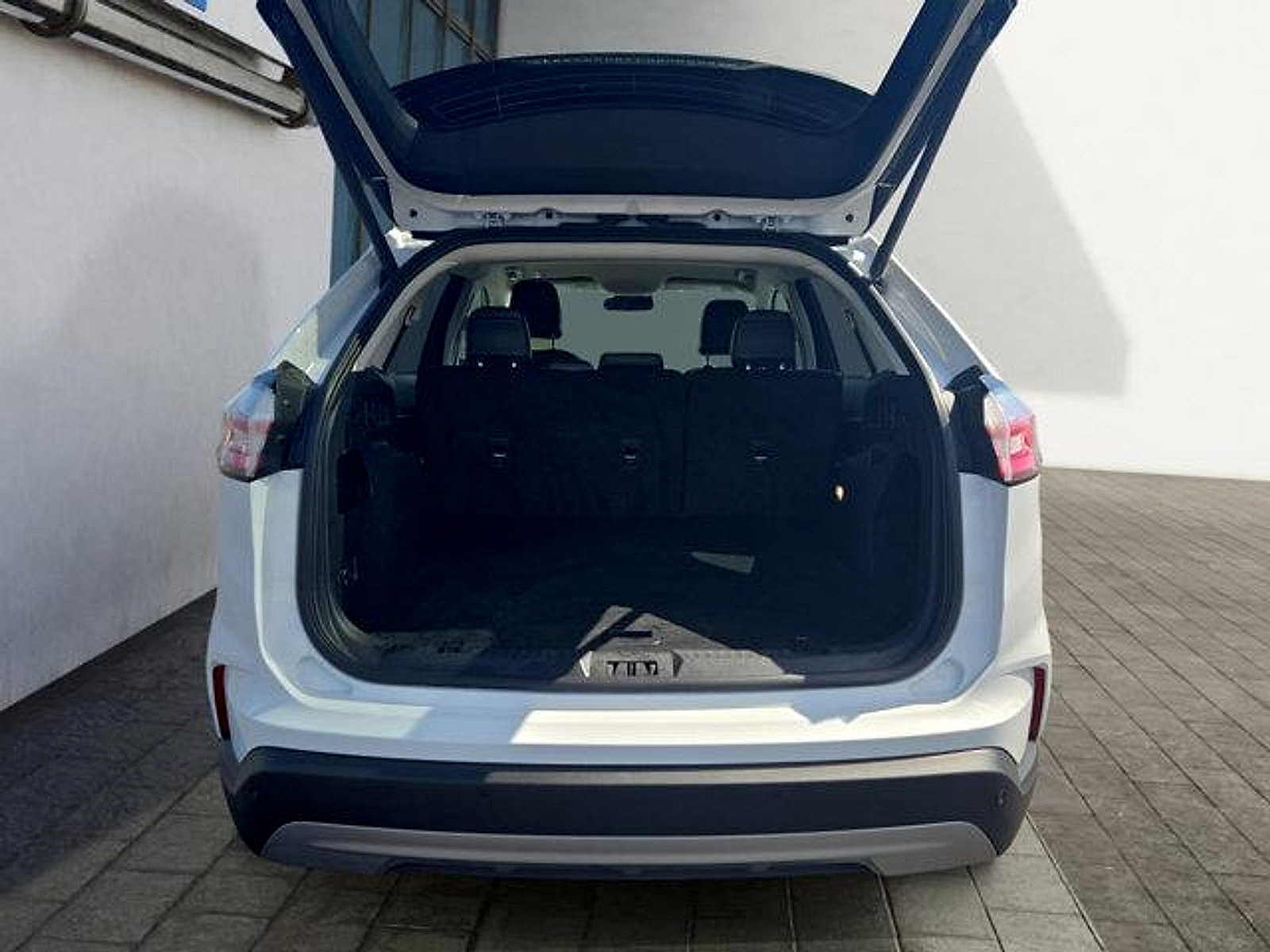 Certified 2024 Ford Edge SEL w/ Convenience Package AWD/4WD image 25