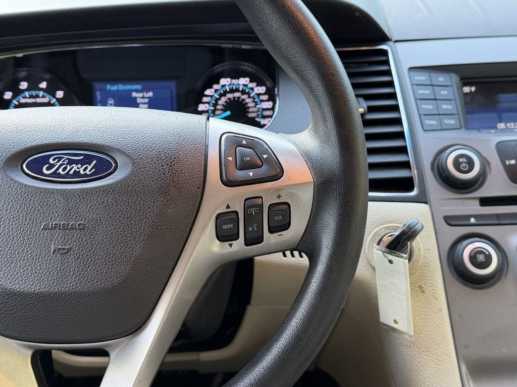 Certified 2019 Ford Taurus SE FWD image 25