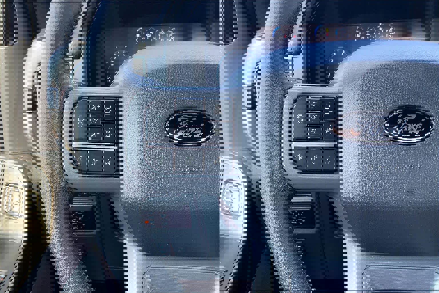 Certified 2024 Ford F150 Lariat w/ Equipment Group 502A High image 23