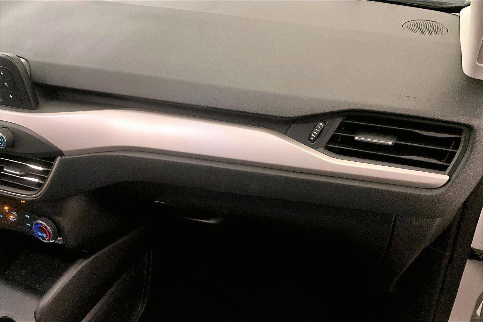 Certified 2022 Ford Escape S image 15