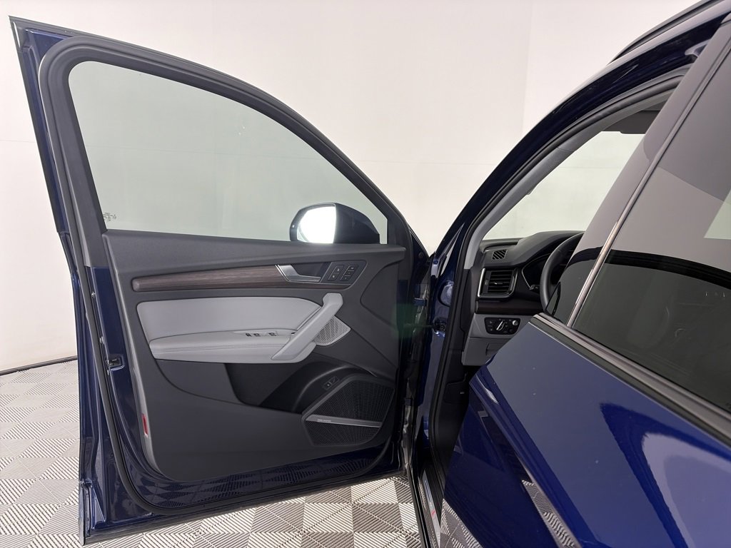 Used 2022 Audi Q5 2.0T Prestige image 10