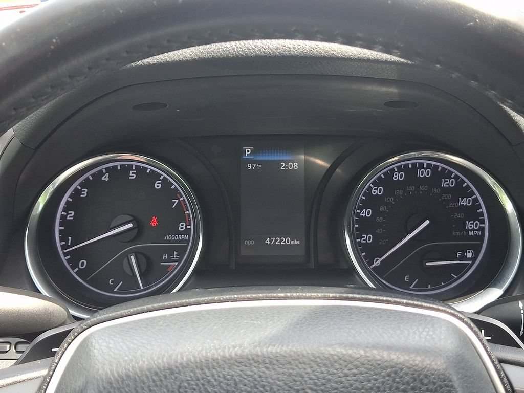 Used 2020 Toyota Camry SE FWD image 20